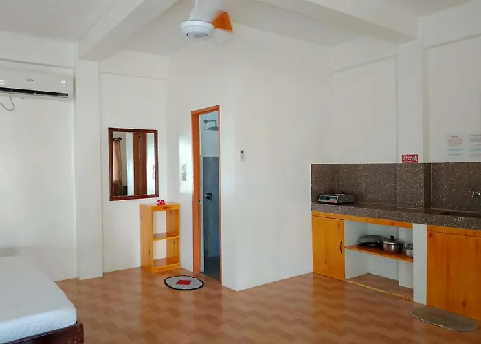 Siargao Sunrise VillaVilla